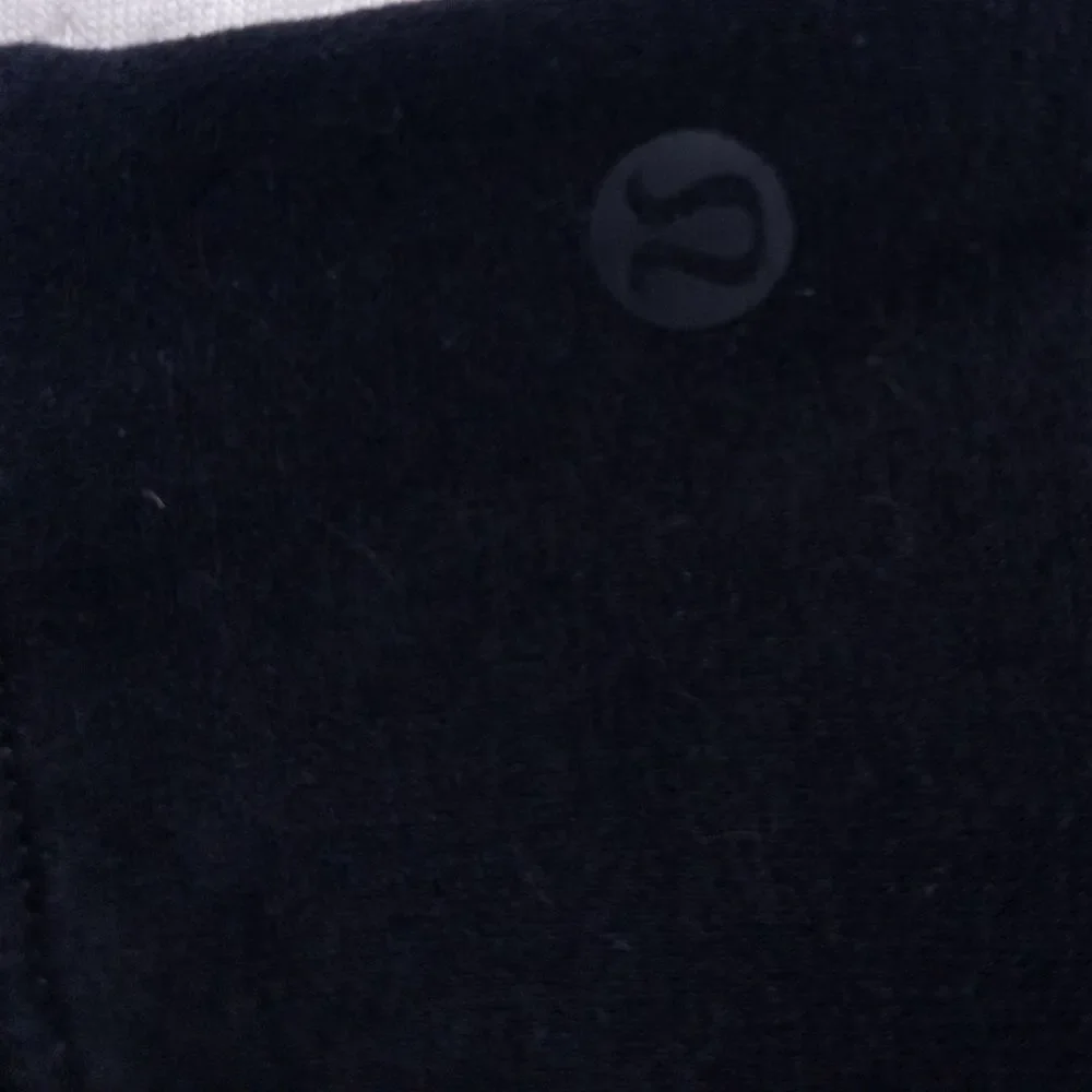 Lululemon Loungeful Crewneck Pullover Size 4 Black Relaxed‎ Fit 4 Way Stretch